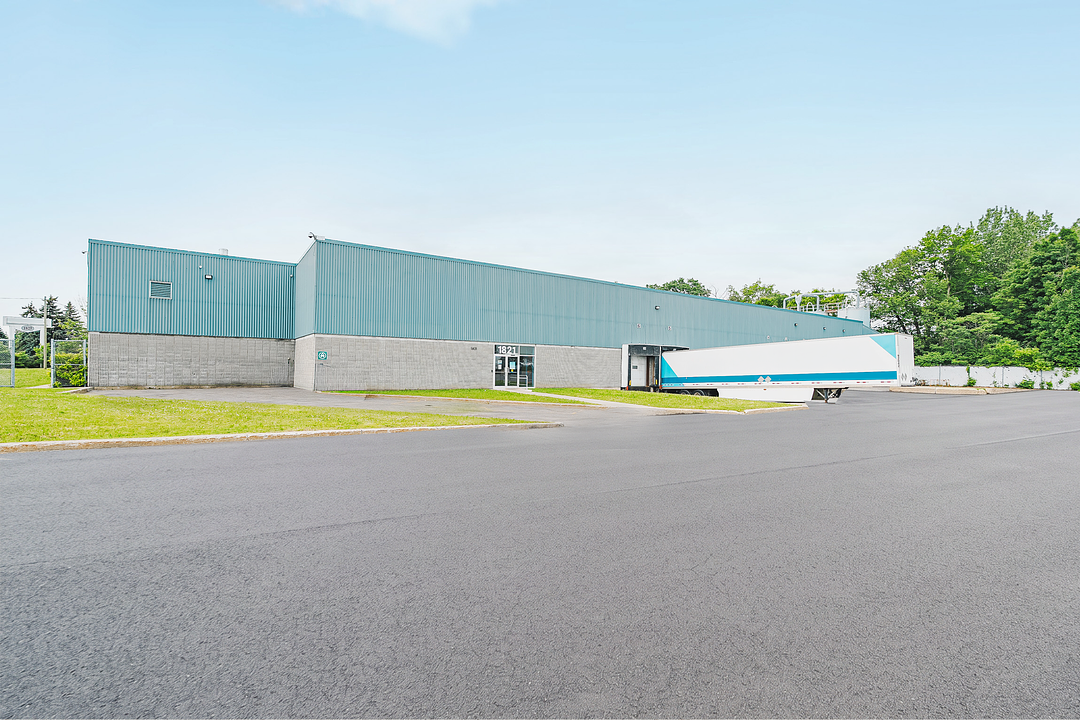 1821 Boulevard Lionel Bertrand, Boisbriand, QC