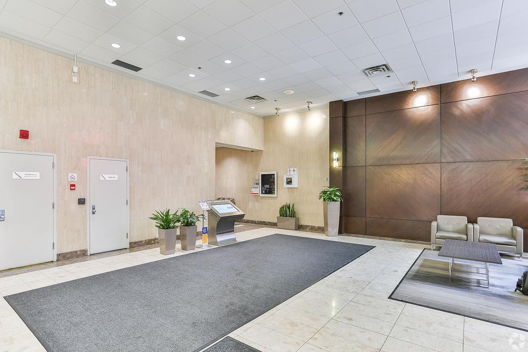 1900 - 633 6 Avenue Southwest, Calgary, AB