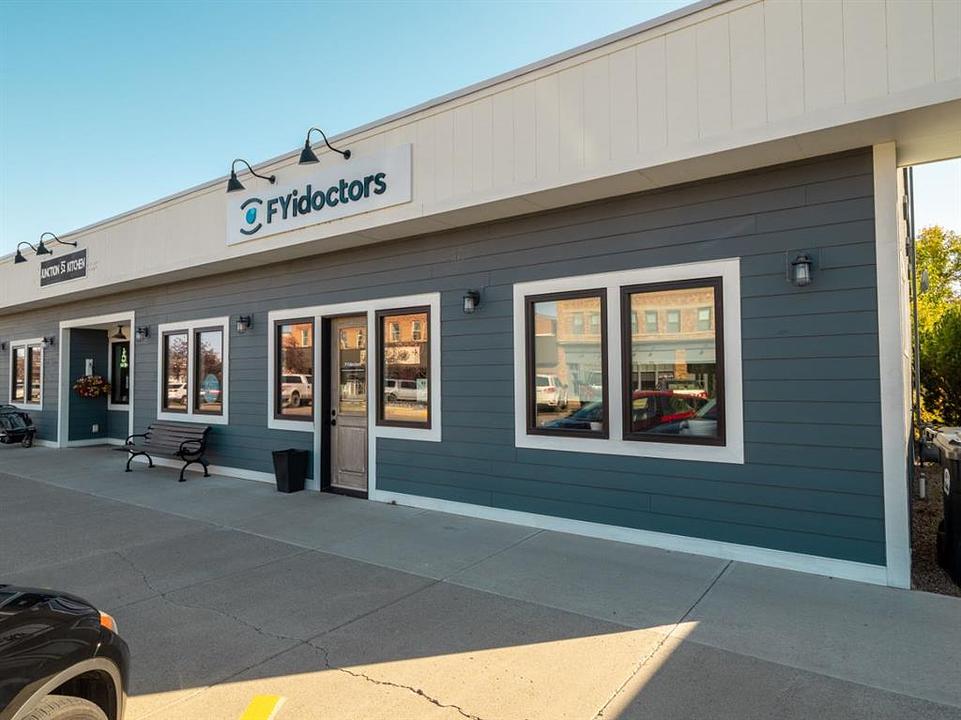 19 Broadway Street North, Raymond, AB