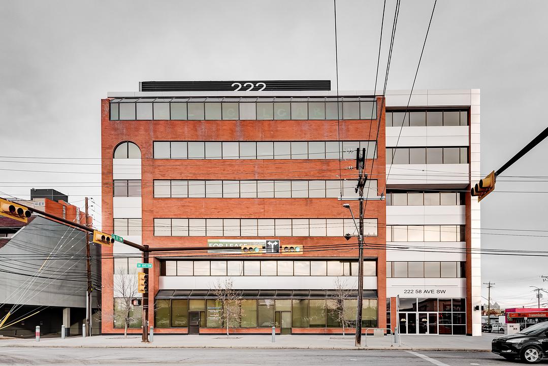 500 - 222 58 Ave SW, Calgary, AB