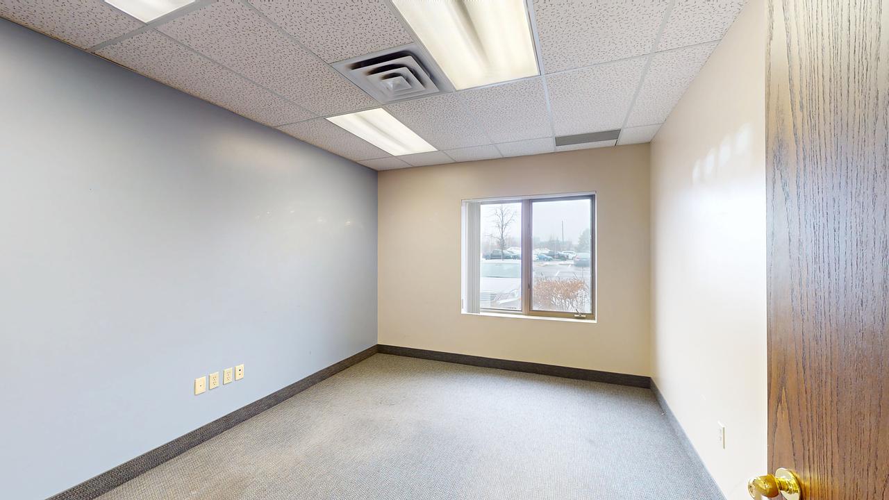 103 - 5407 Eglinton Avenue West, Mississauga, ON