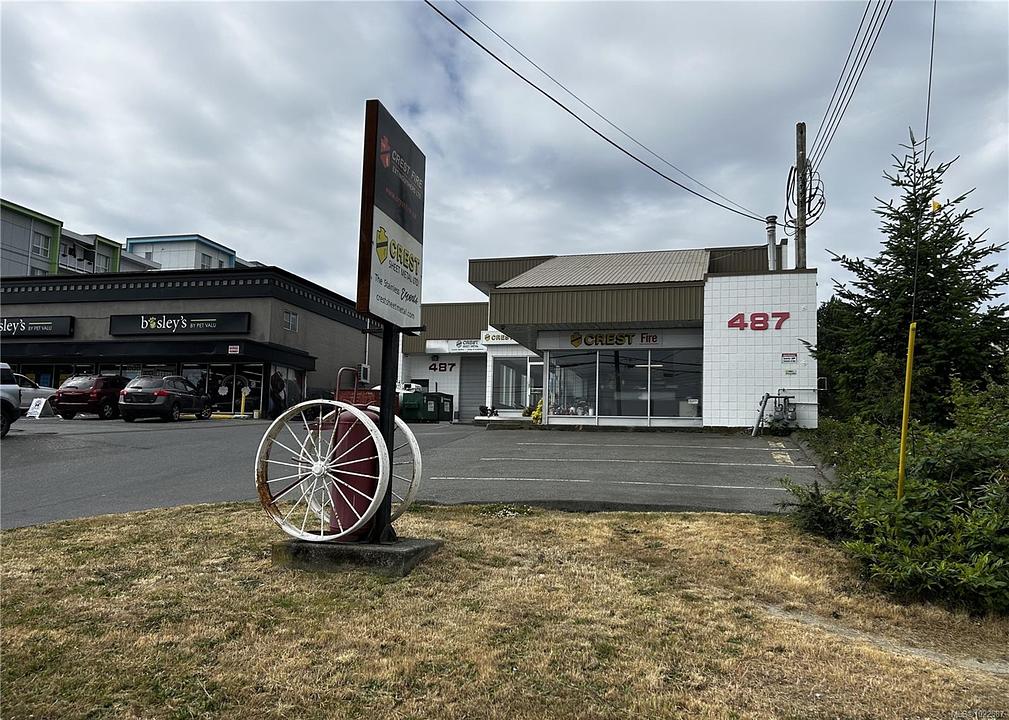 487 Burnside Road East, Victoria, BC
