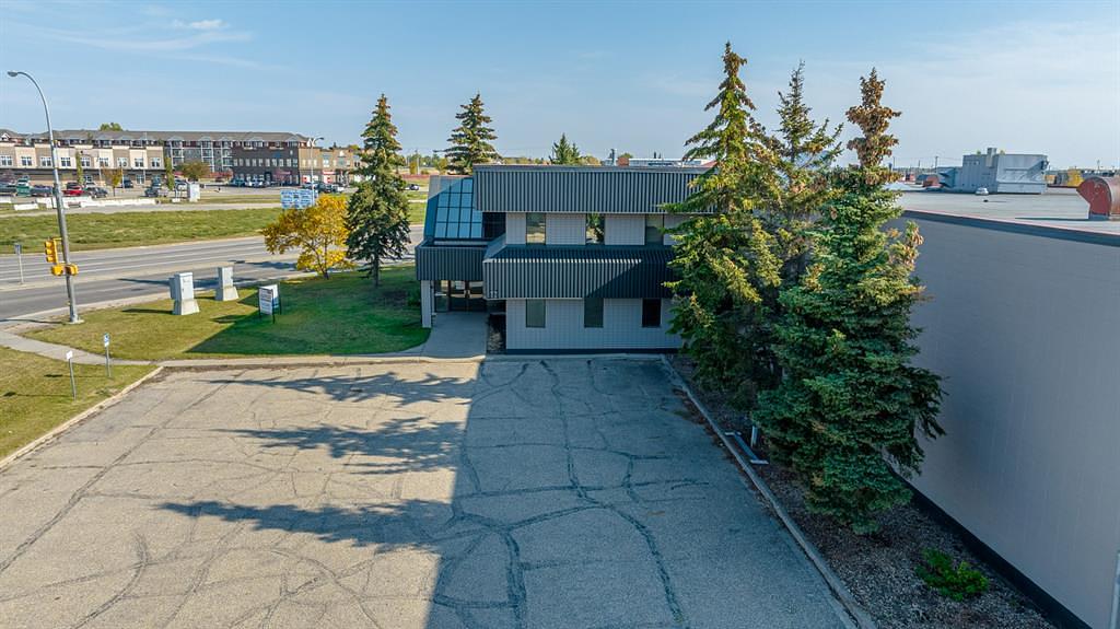 9717 97 Avenue, Grande Prairie, AB
