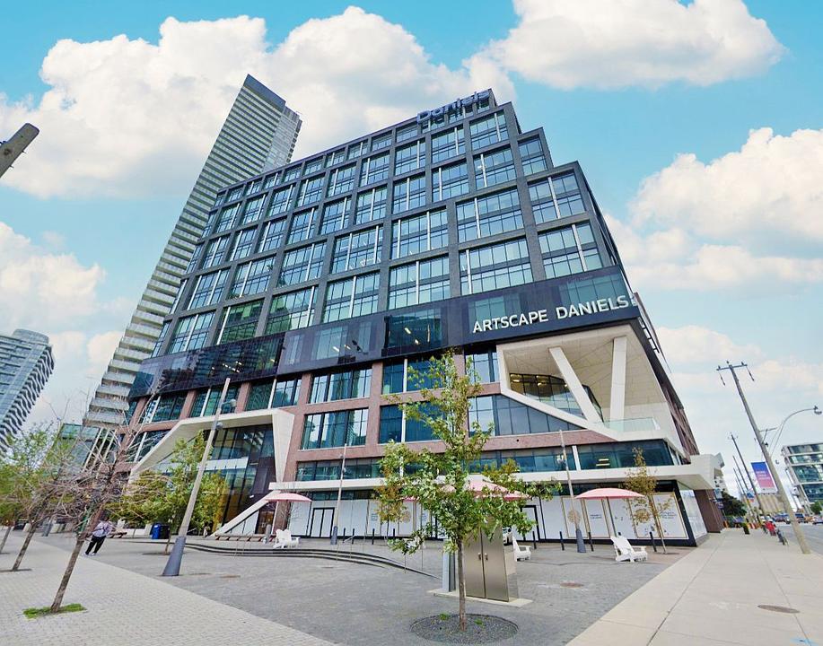 130 Queens Quay East, Toronto, ON