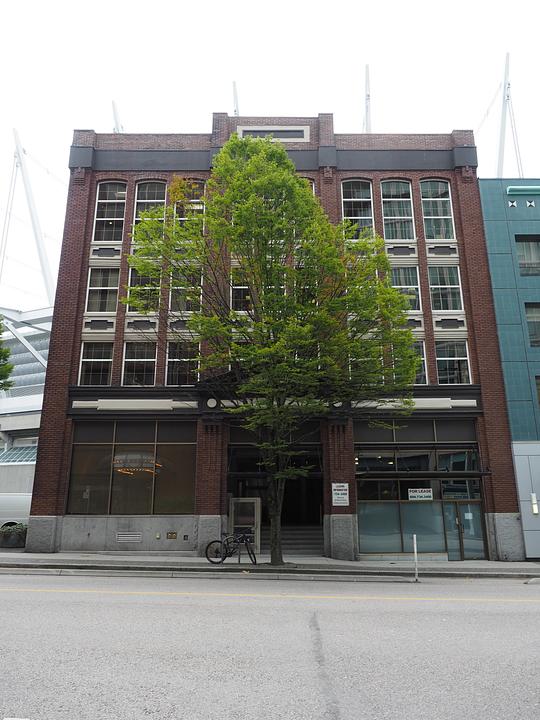 2/lower - 780 Beatty St, Vancouver, BC