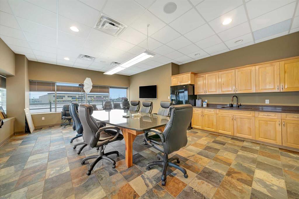 5921 50 Avenue, Lloydminster, SK