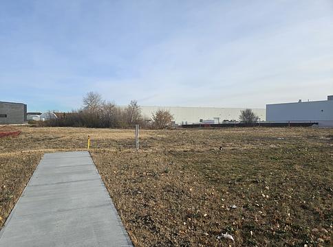 4905 Roper Road Northwest, Edmonton, AB