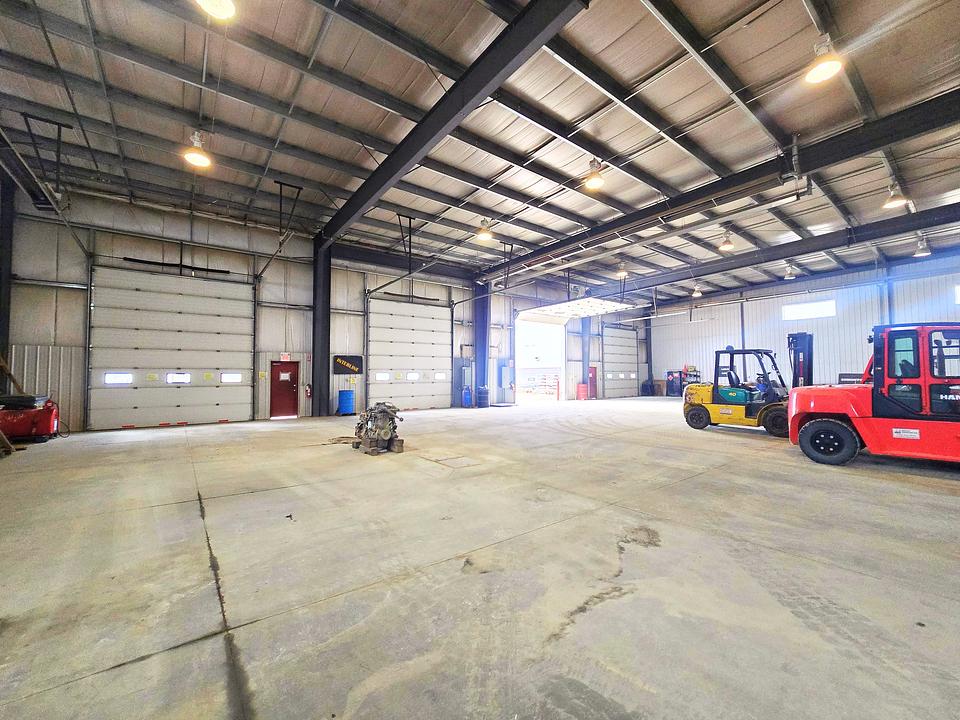 7701 39 Street, Leduc, AB
