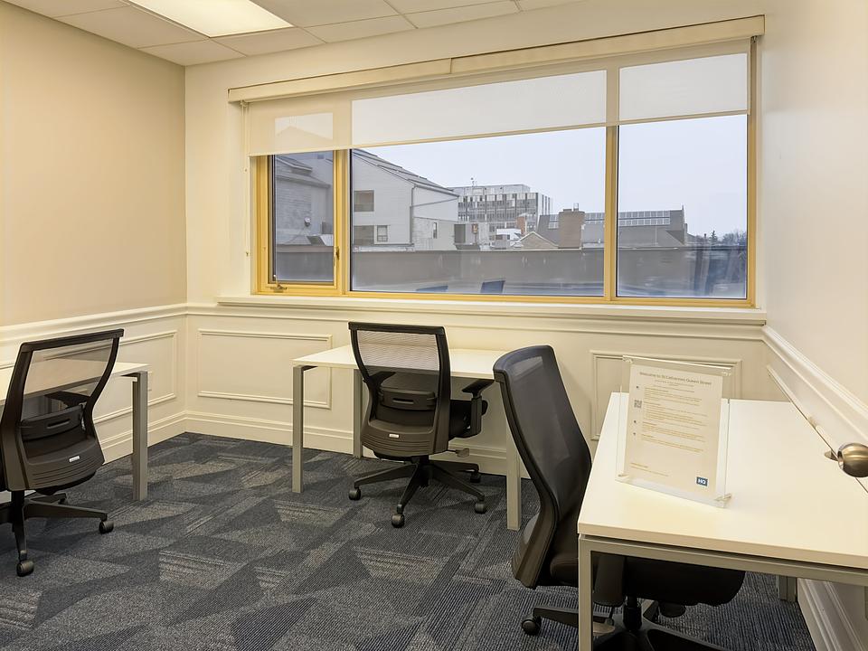 39 Queen Street, St. Catharines, ON