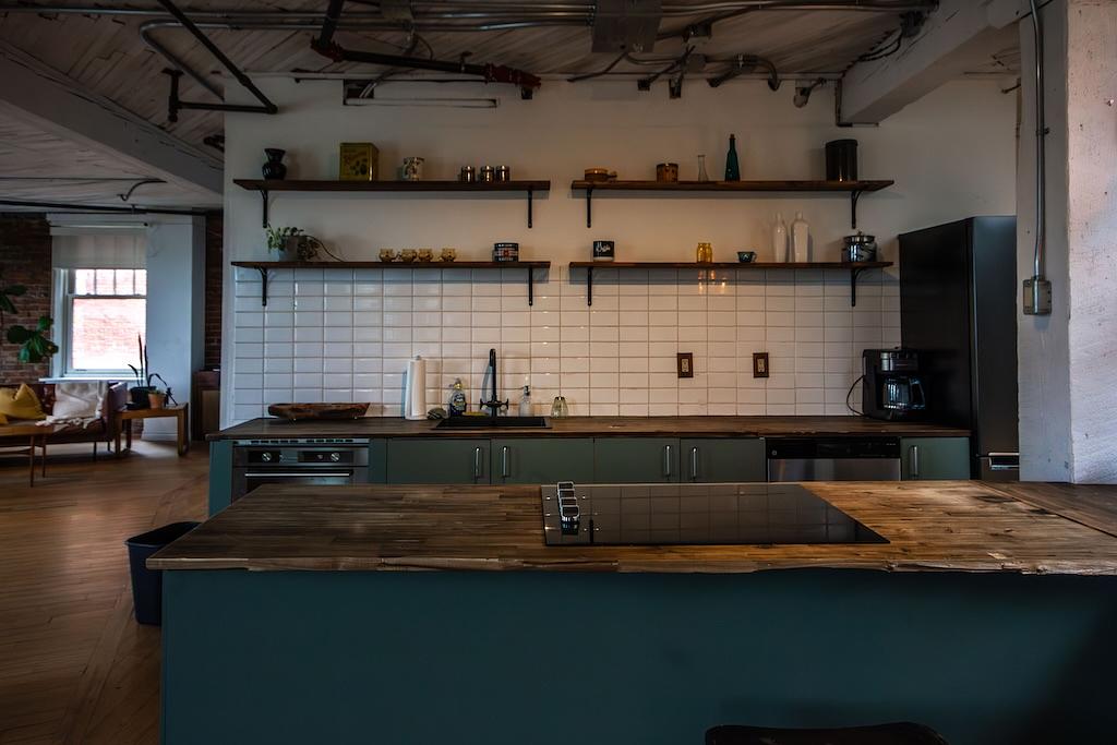 300 - 157 Alexander St, Vancouver, BC