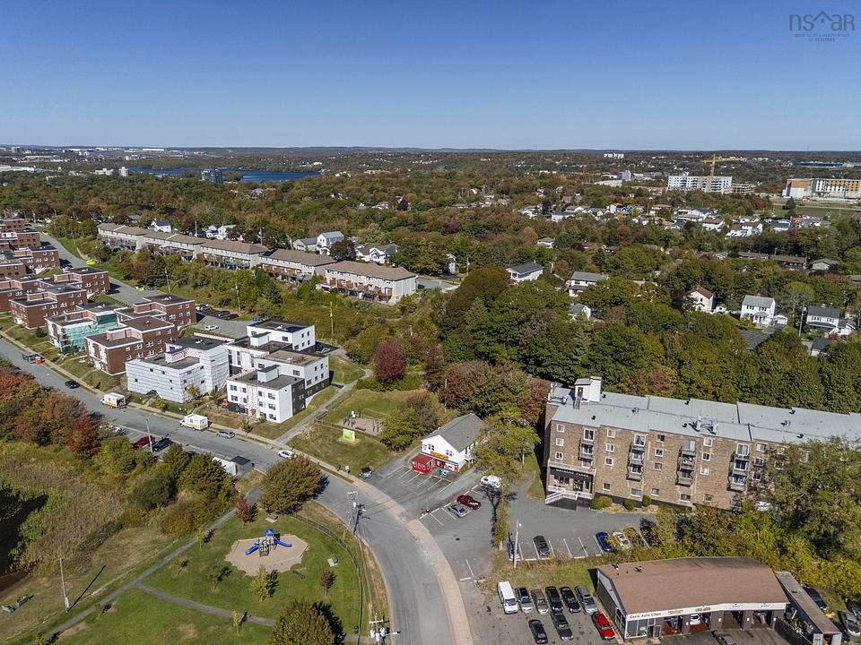 16 - 6 Lakefront Road, Dartmouth, NS