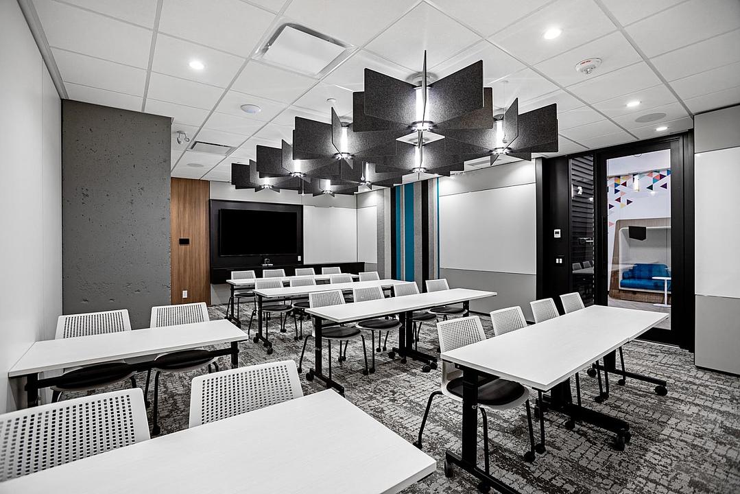 250 - 10065 Jasper Avenue, Edmonton, AB