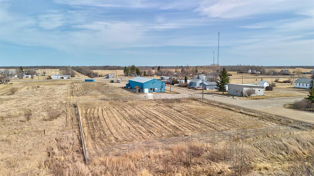5024 50 Avenue South, Eaglesham, AB