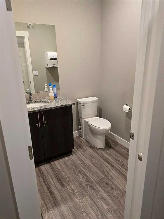 201 - 110 Pelican Place, Sylvan Lake, AB