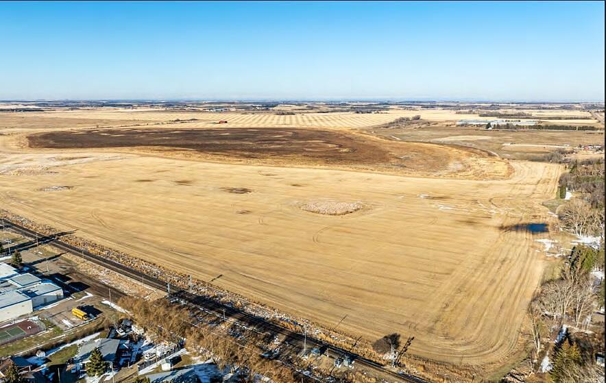 36 NW Rural, Penhold, AB