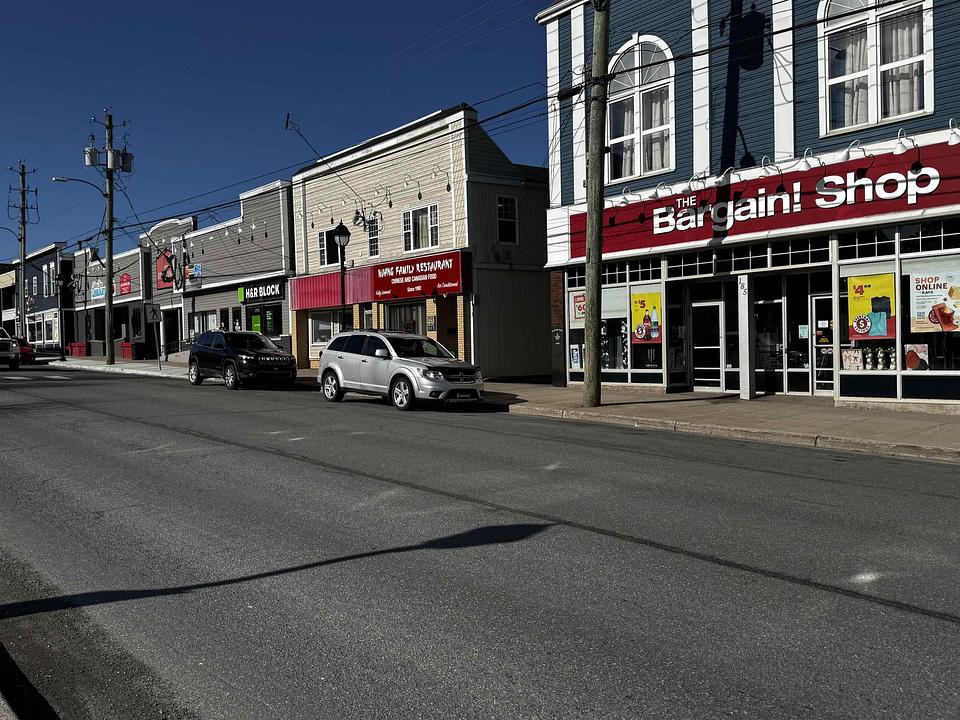 195 Commercial Street, Glace Bay, NS