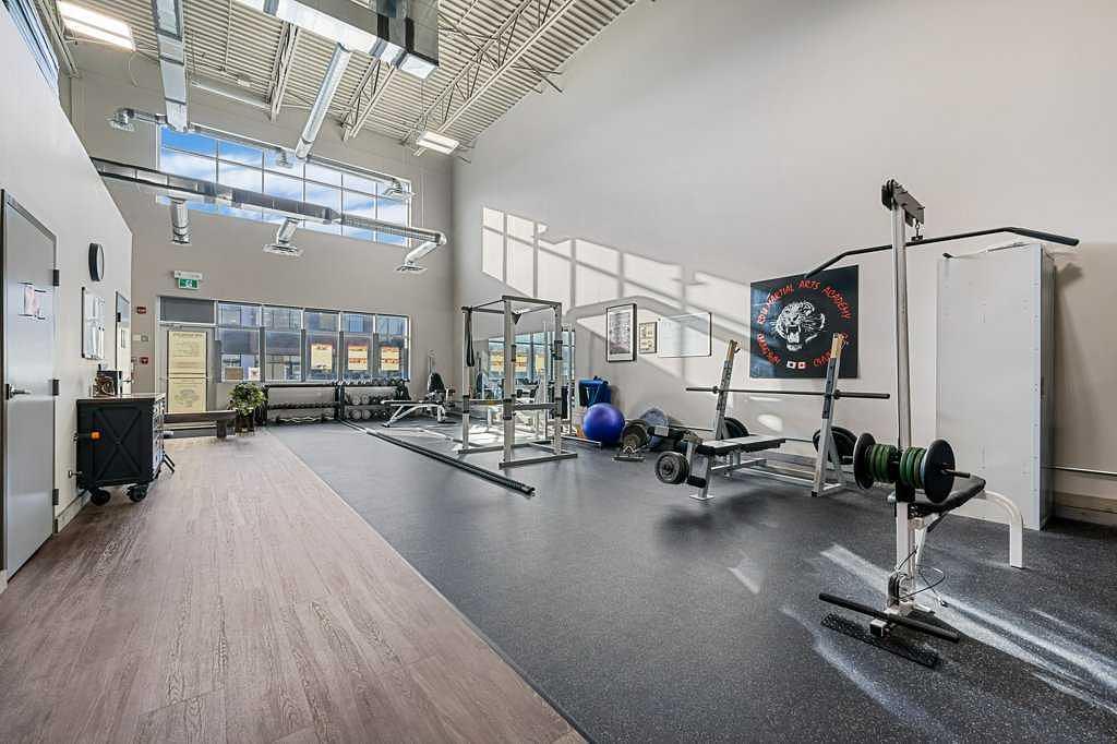 2 - 110 Commercial Drive, Calgary, AB