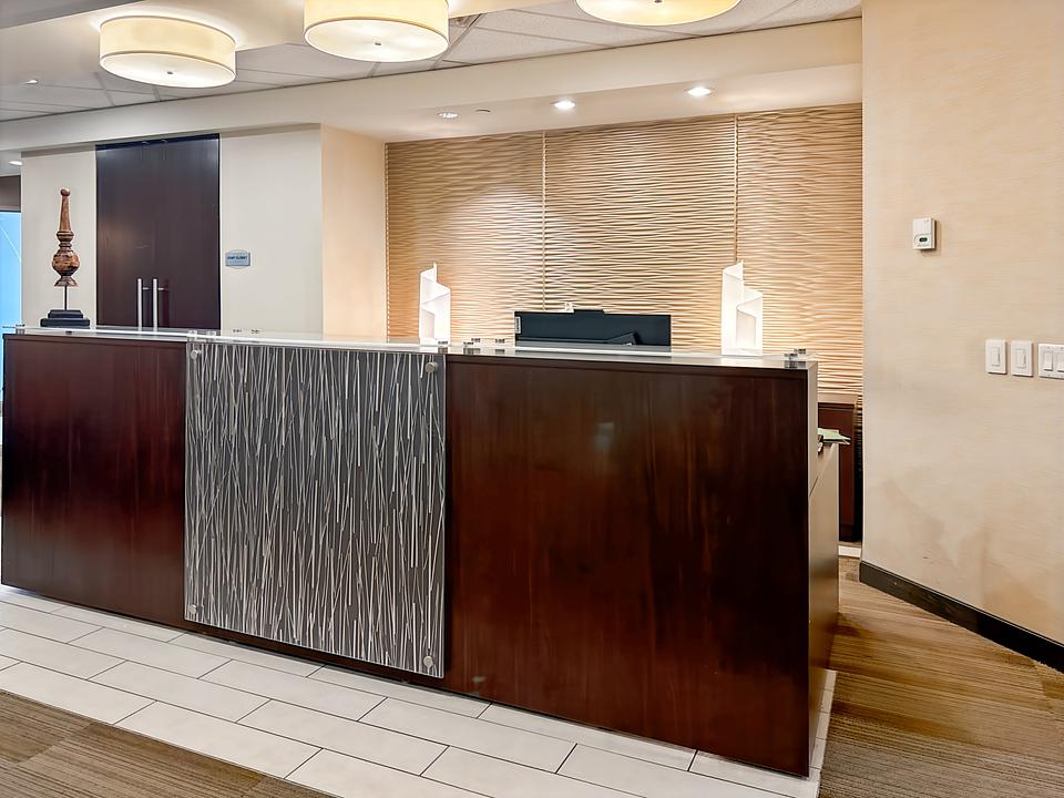 1000 - 10 Four Seasons Place, Toronto, ON