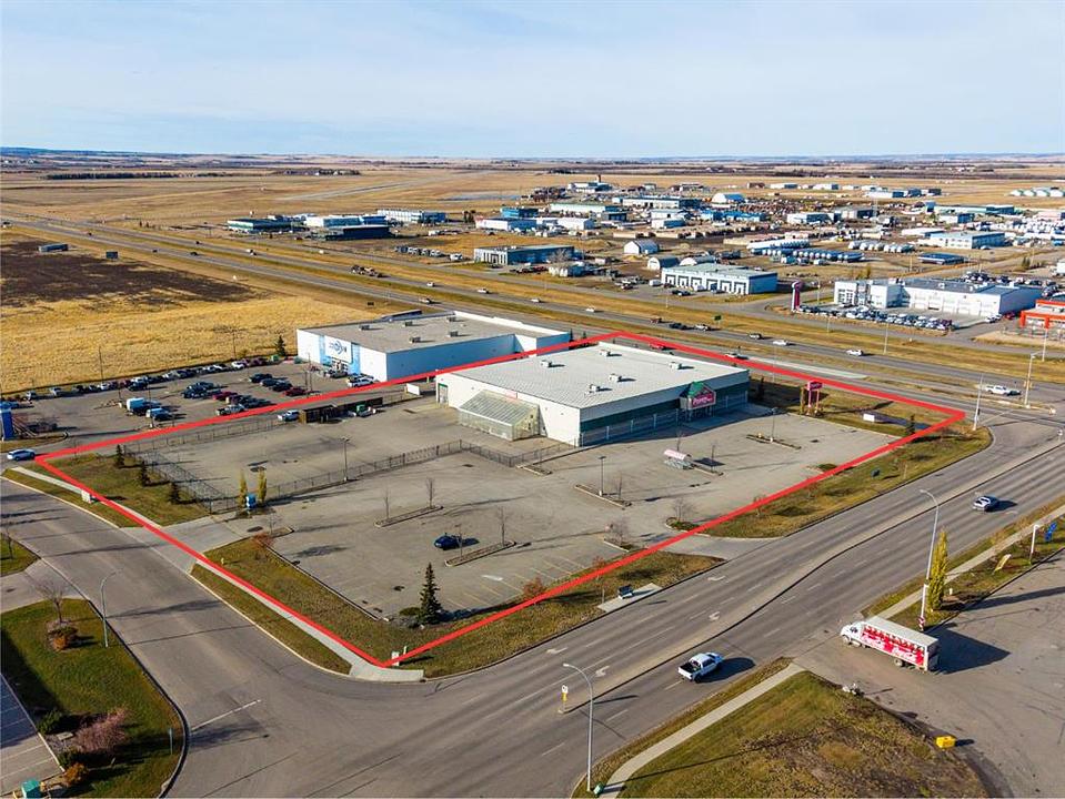 9902 120 Street, Grande Prairie, AB