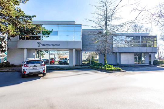 8980 Fraserwood Ct, Burnaby, BC