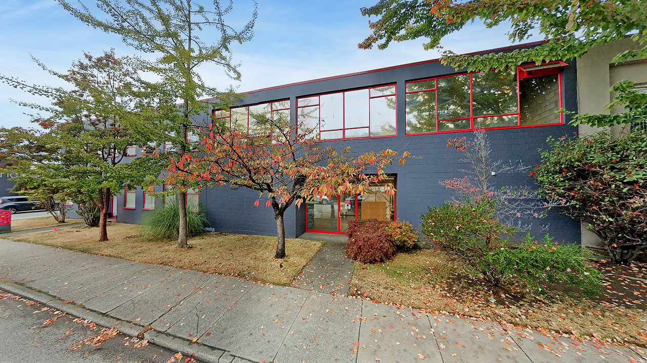 1687 & 1695 - 1695 West 2nd Avenue, Vancouver, BC