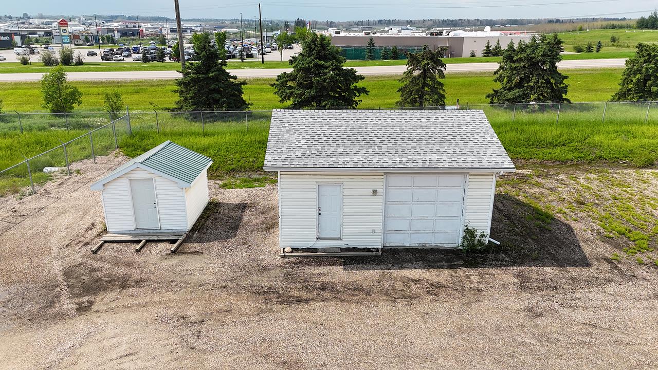 5516 Industrial Road, Rocky Rapids, AB