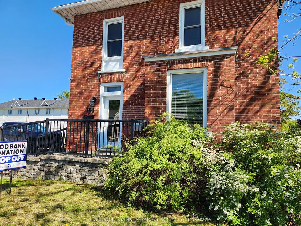194 Daniel Street South, Arnprior, ON
