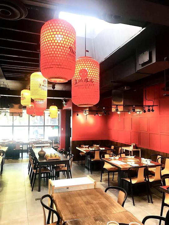 2893 West Broadway, Vancouver, BC