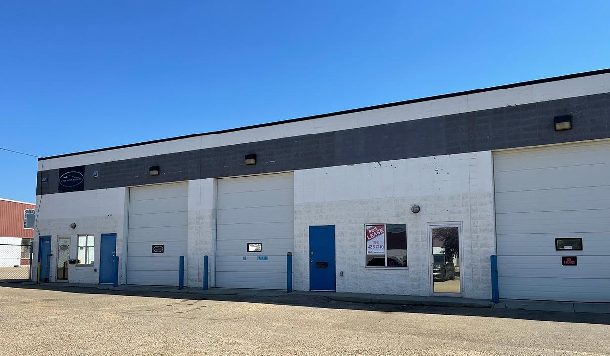 11629 145 St NW, Edmonton, AB