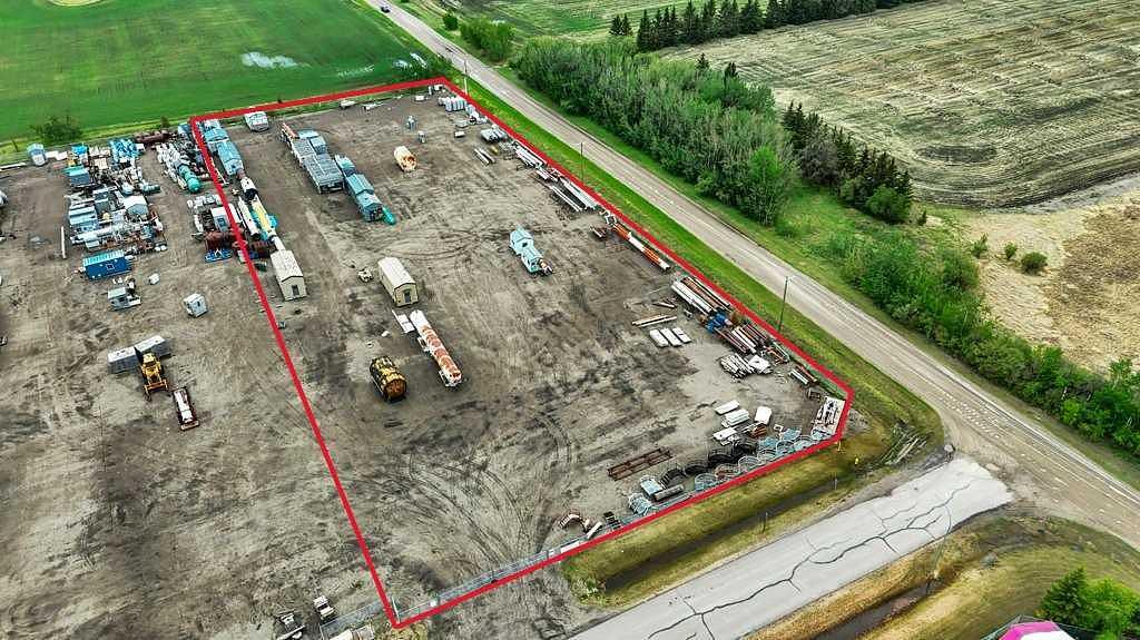 57 Mckenzie Drive, Penhold, AB