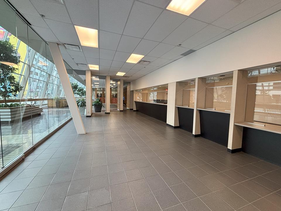 150 - 717 7 Avenue Southwest, Calgary, AB