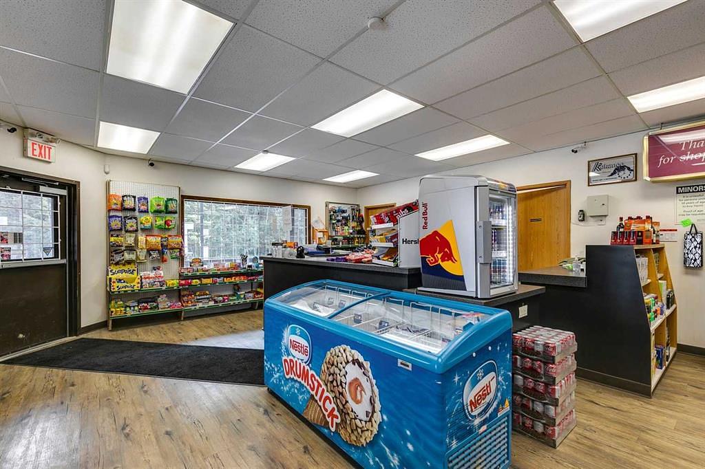 186007 Priddis Valley Road West, Priddis, AB