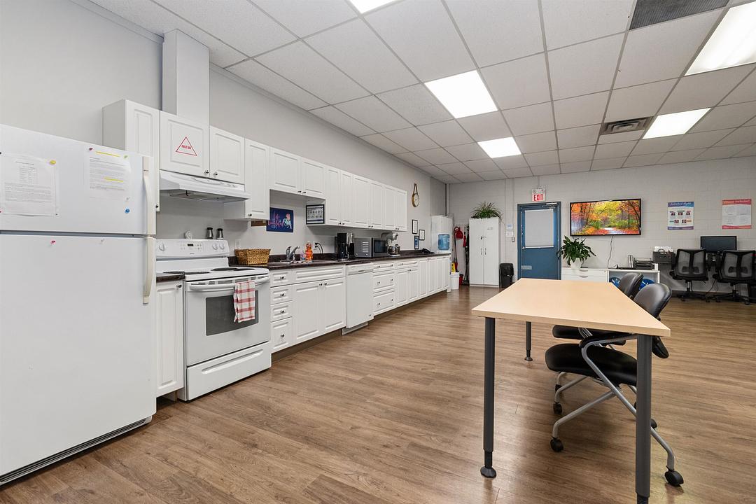 9132 Young Road, Chilliwack, BC