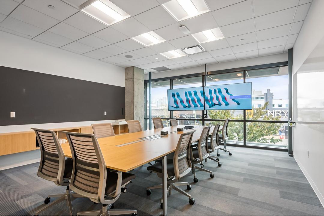 201 - 550 West Broadway, Vancouver, BC