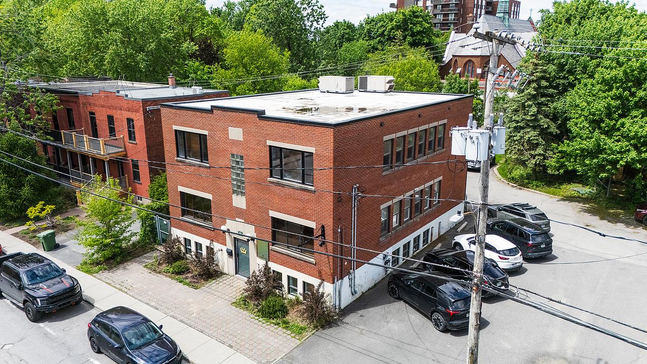 156 Avenue Saint Denis, Saint-Lambert, QC