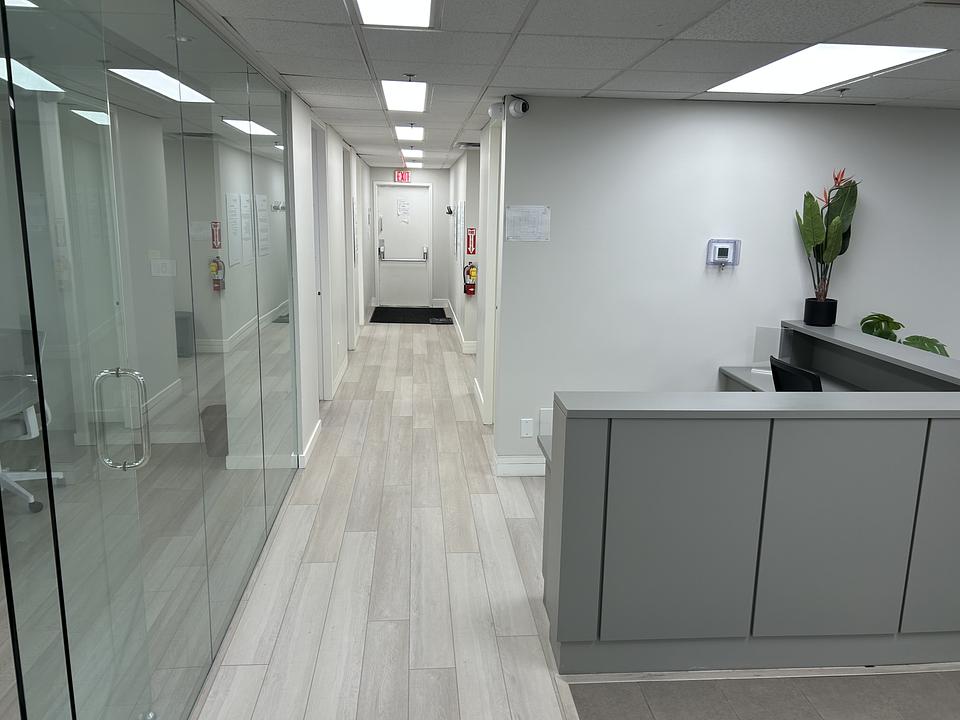 101 - 718 12 Avenue Southwest, Calgary, AB