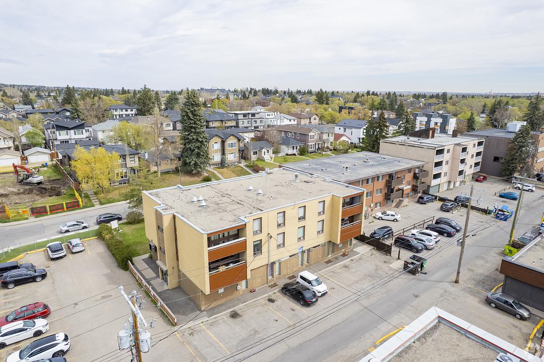 1133 17 Avenue Northwest, Calgary, AB