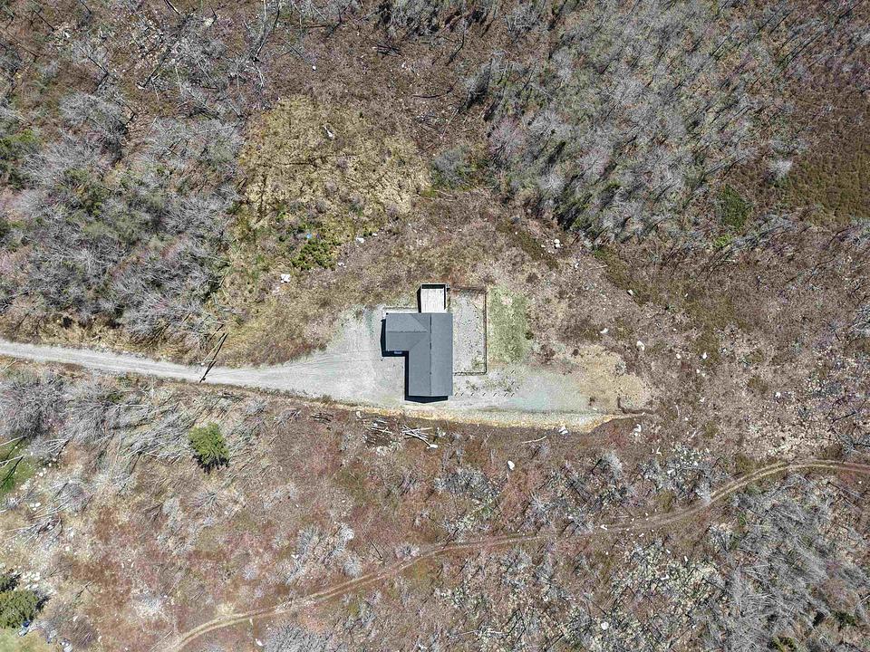 128 Beach Road, Shelburne, NS