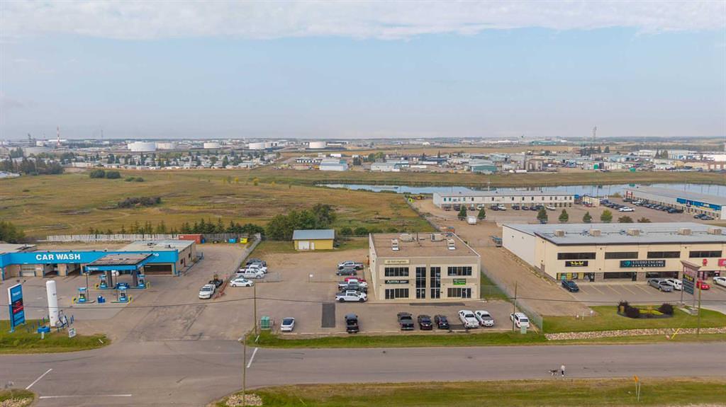 5912 50 Avenue, Lloydminster, AB
