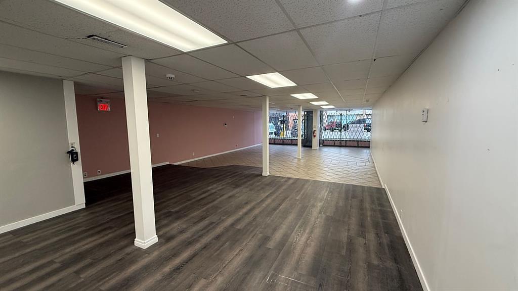 327 5 Street South, Lethbridge, AB