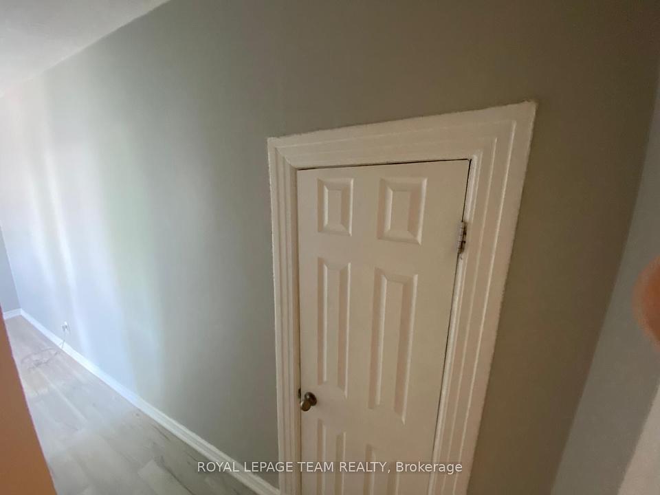 883 Somerset Street West, Ottawa, ON
