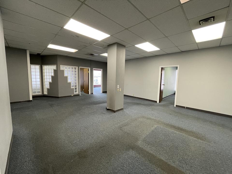 300 - 4825 47 Street, Red Deer, AB