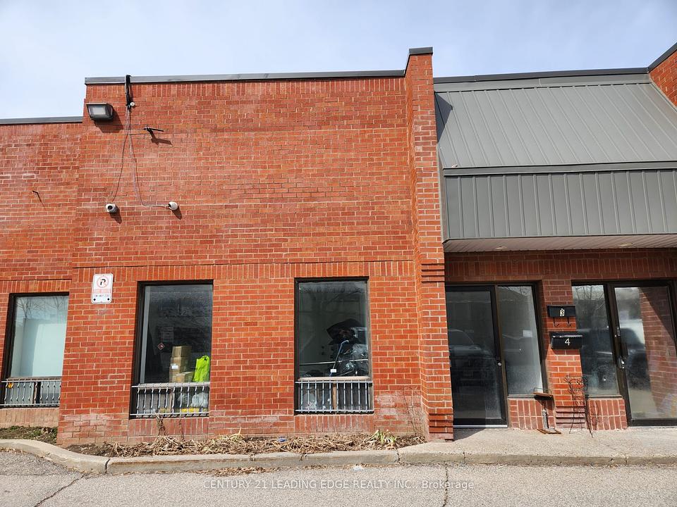 3 - 52 Airview Road, Toronto, ON