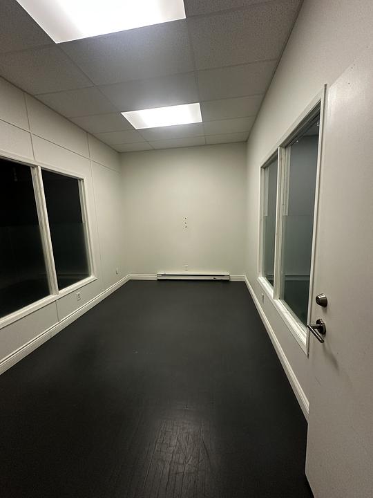 202 - 120 Wyndham Street North, Guelph, ON