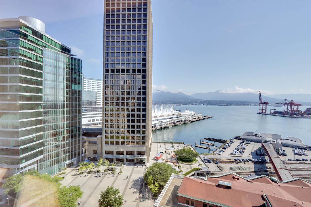 1390 - 320 Granville Street, Vancouver, BC
