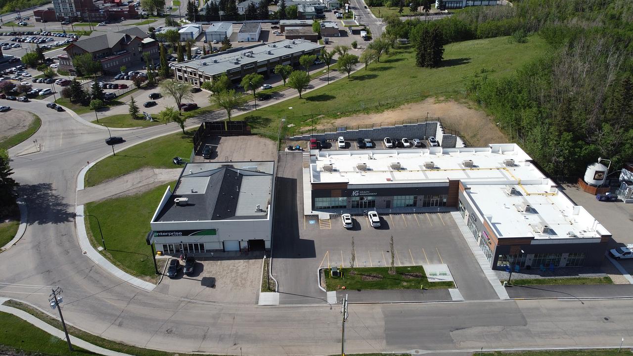 140 - 5441 45 Street, Red Deer, AB