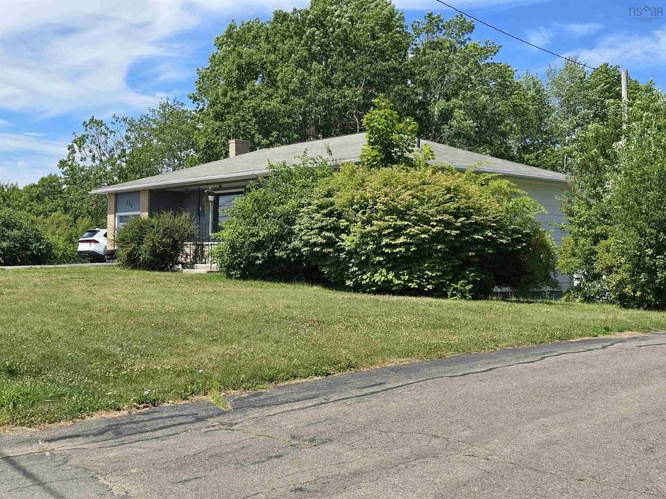 172 North Street, Bridgewater, NS