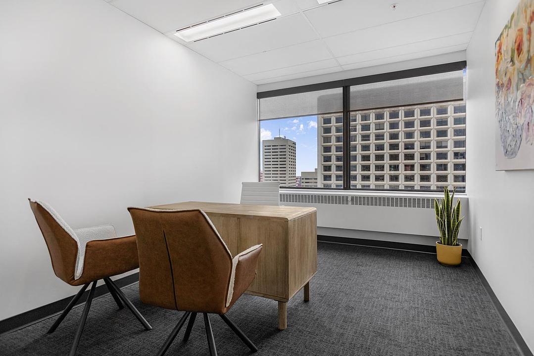 1802 - 10065 Jasper Avenue, Edmonton, AB