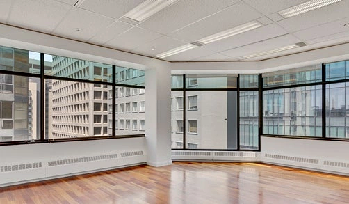 800 - 250 Dundas Street West, Toronto, ON