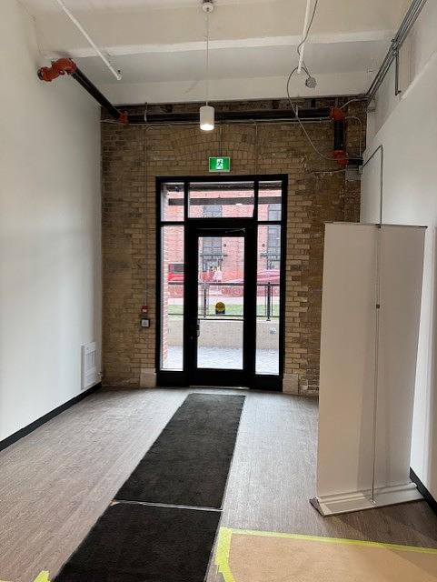 202 - 30 Powerhouse Street, Toronto, ON